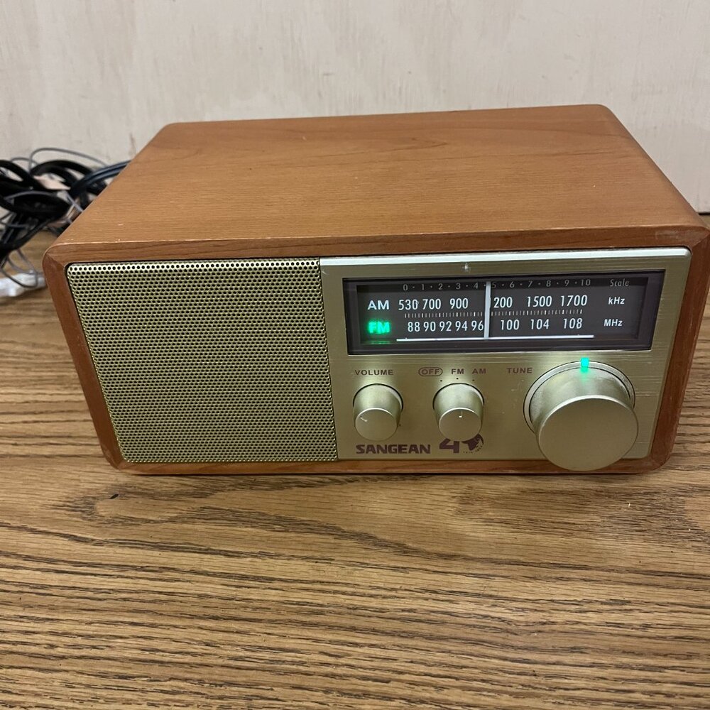 Radio Sangean WR-11SE AM/FM Table Top 40th Anniversary Edition